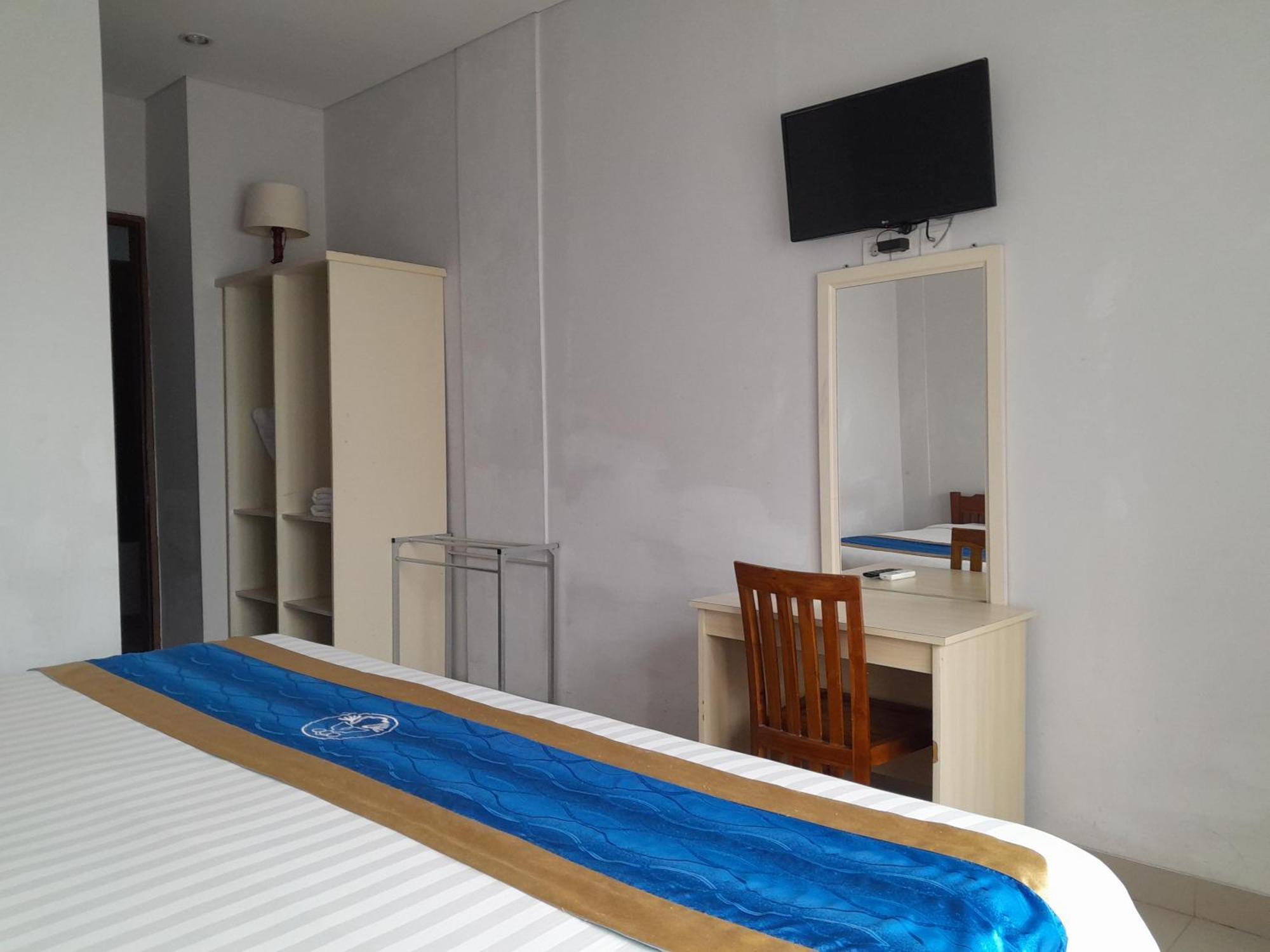 Hotel Dhyana Pura Kapal エクステリア 写真