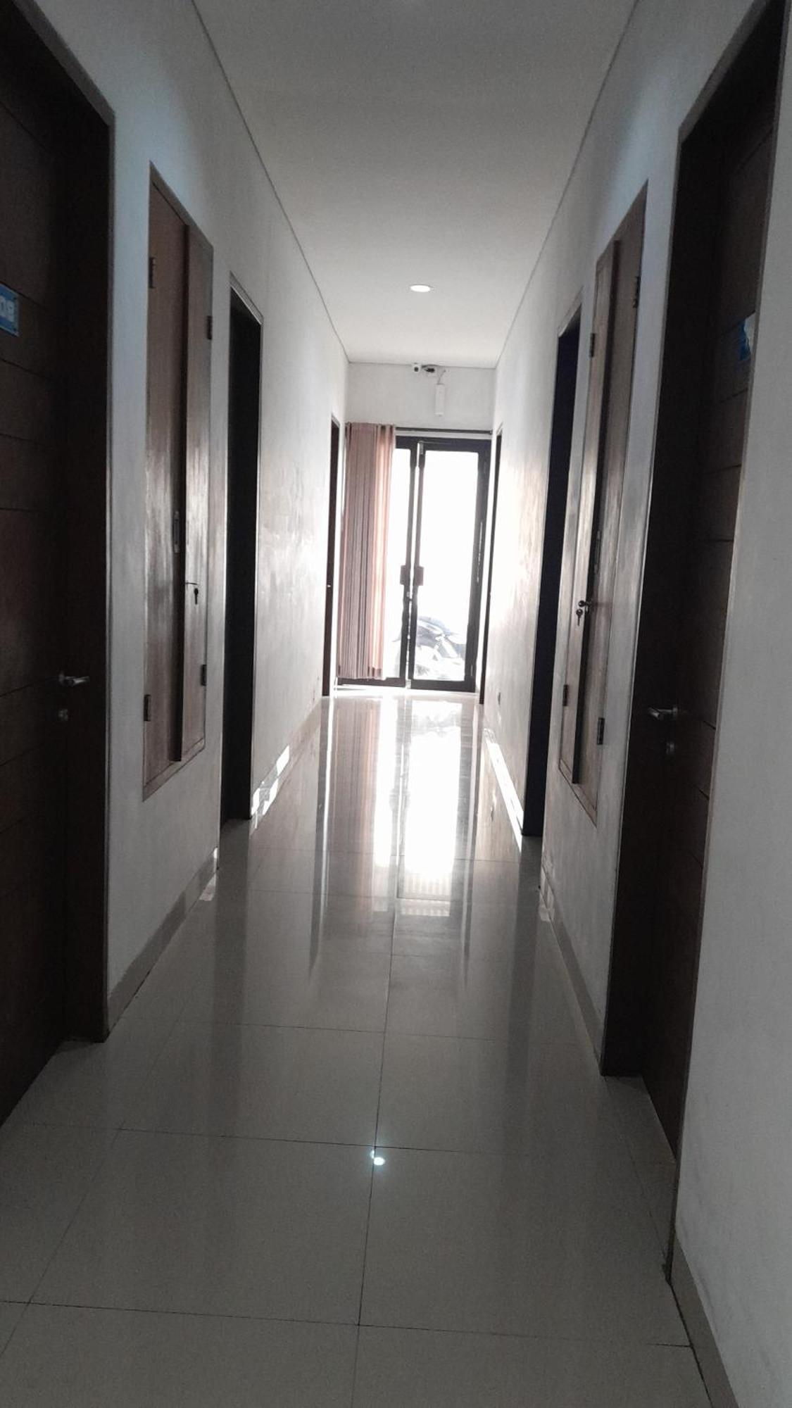 Hotel Dhyana Pura Kapal エクステリア 写真